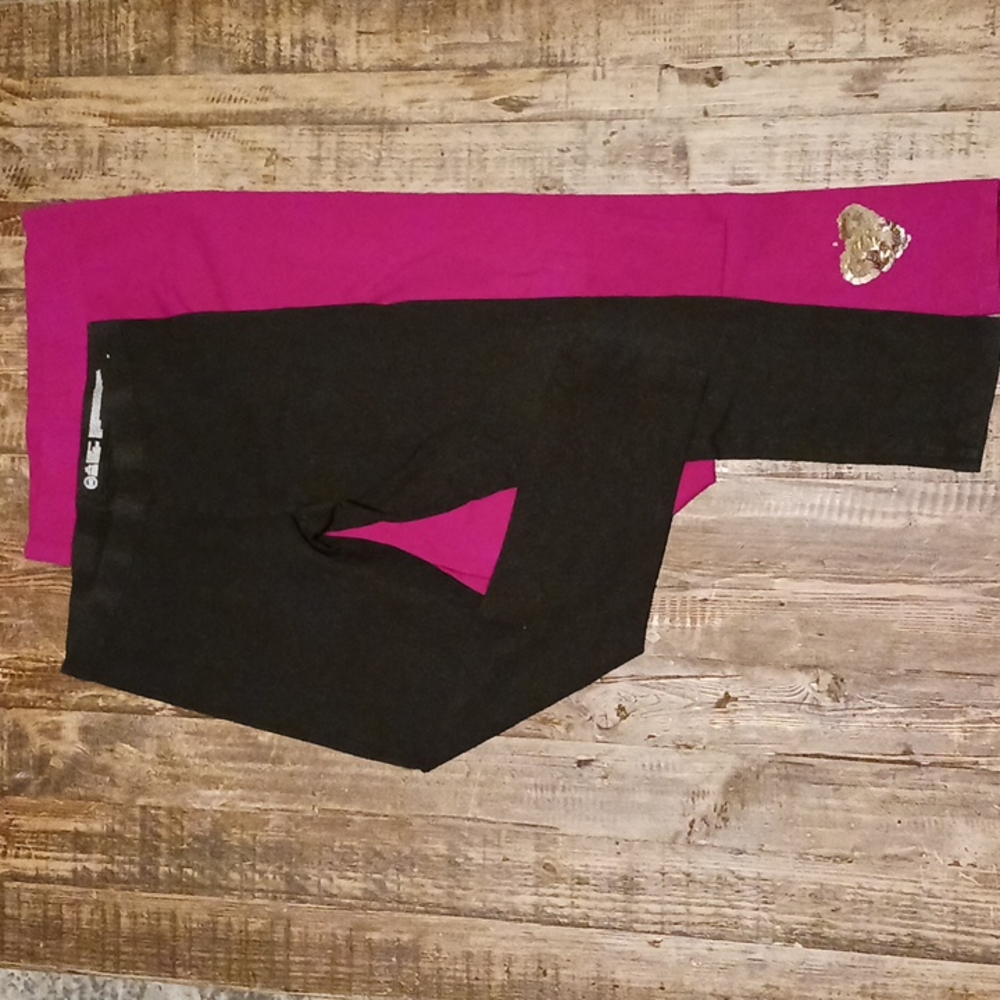 2 Pairs of leggings 10/12